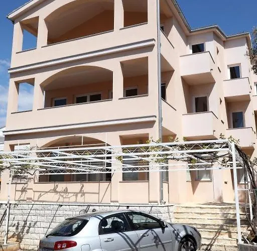 In Okrug Gornji With Sea View, Balcony, Air Conditioning, Wifi 5059-5 *
