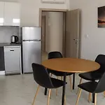 In Okrug Gornji With Sea View, Balcony, Air Conditioning, Wifi 5059-5 * Τρογκίρ